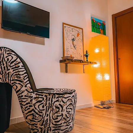 Casuzzamia Apartman *